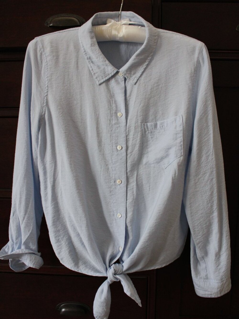 Vince Camuto Blue Button Up Blouse w Front Tie, SZ Lg